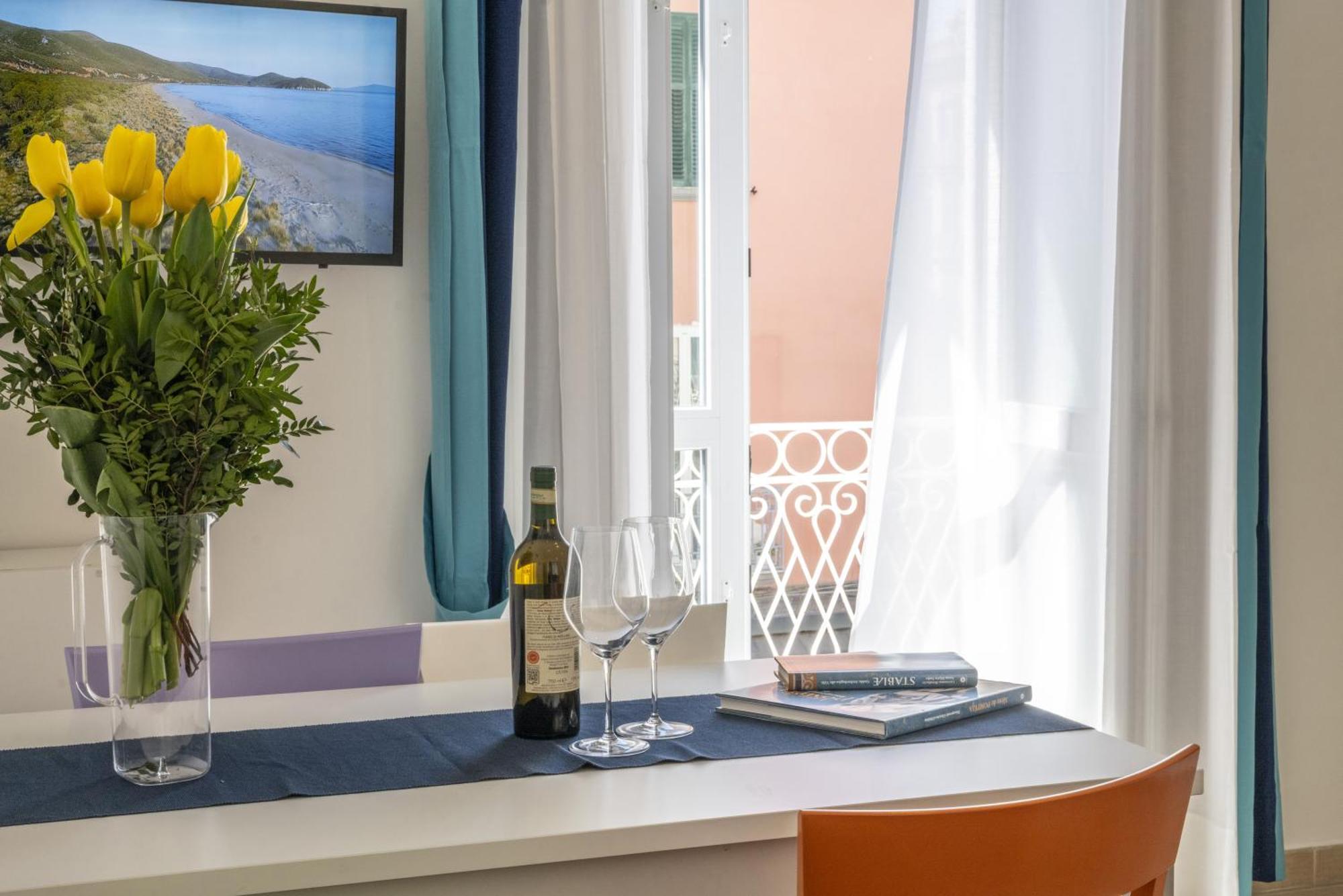 Mya Home Luxury Apartments Castellammare di Stabia Eksteriør billede